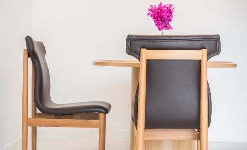 Krzesła – jak zakupić właściwe, aby pasowały do określonego wnętrza?