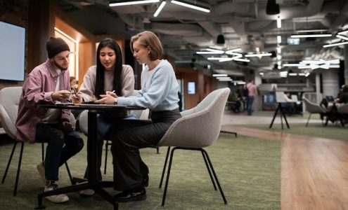 Zalety elastycznych przestrzeni biurowych dla rozwijających się firm